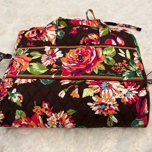 Vera Bradley travel hanging case